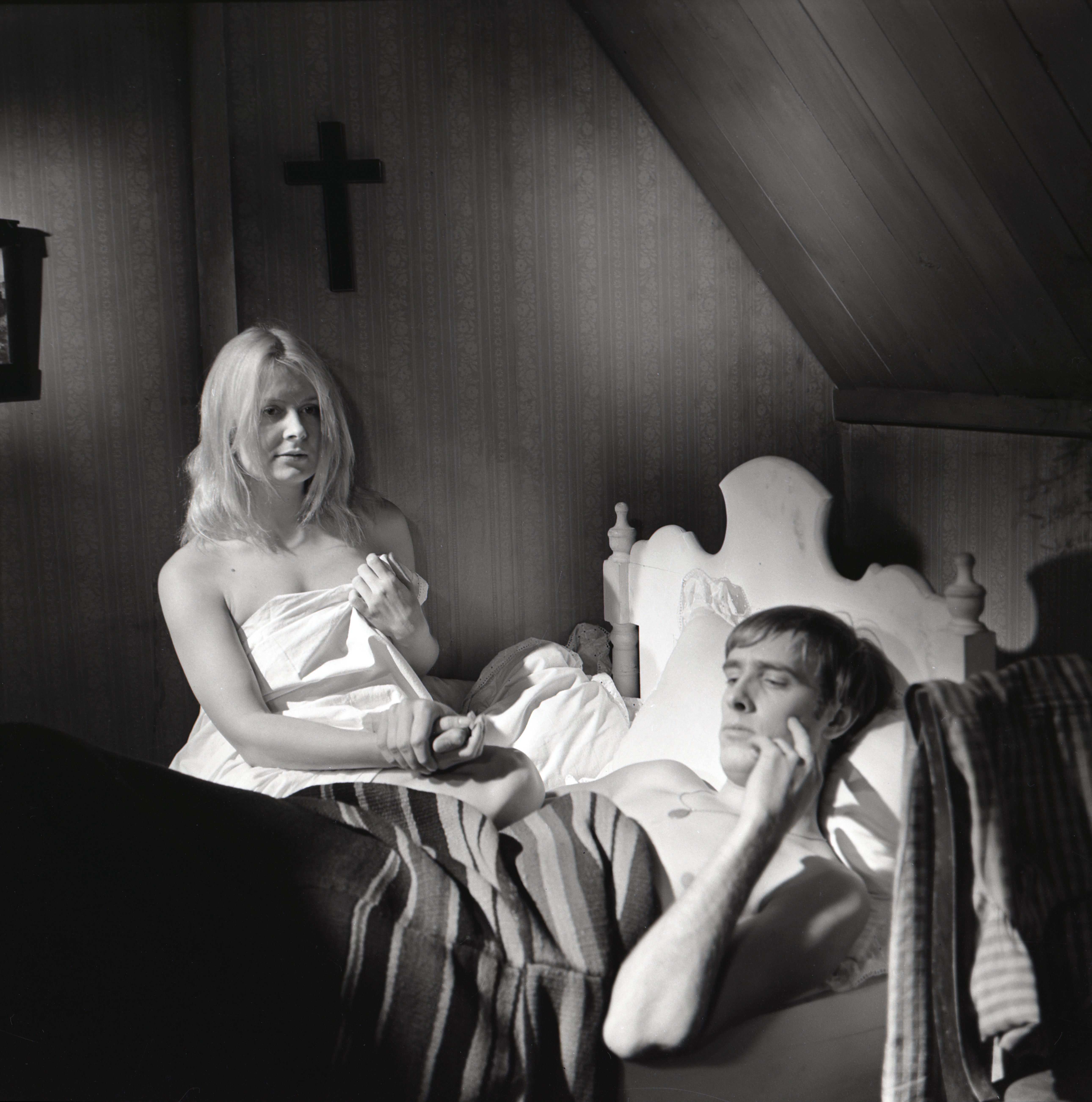 EFA 0-221751. Mängufilm “Väike reekviem suupillile” – Kristiine – Eve Kivi ja Jaan – Lembit Ulfsak. Foto: Tallinnfilm, 1971