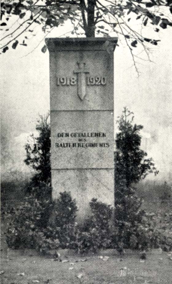Foto väljaandest: Heldengedenkbuch des Baltenregiments. Gesammelt und bearbeitet von Georg v. Krusenstjern. Tallinn, 1938