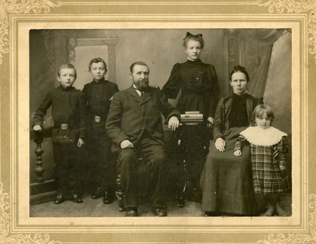 Aleksei Küngi perekond u 1909. a
